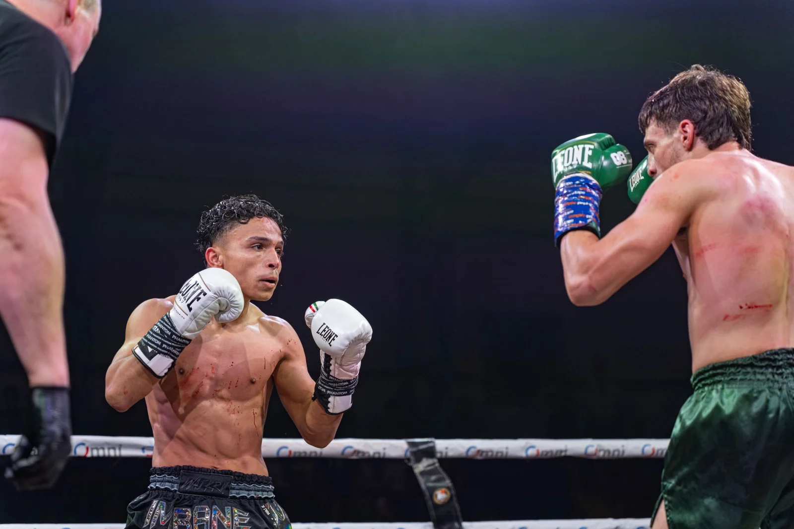 Exchange in the ring